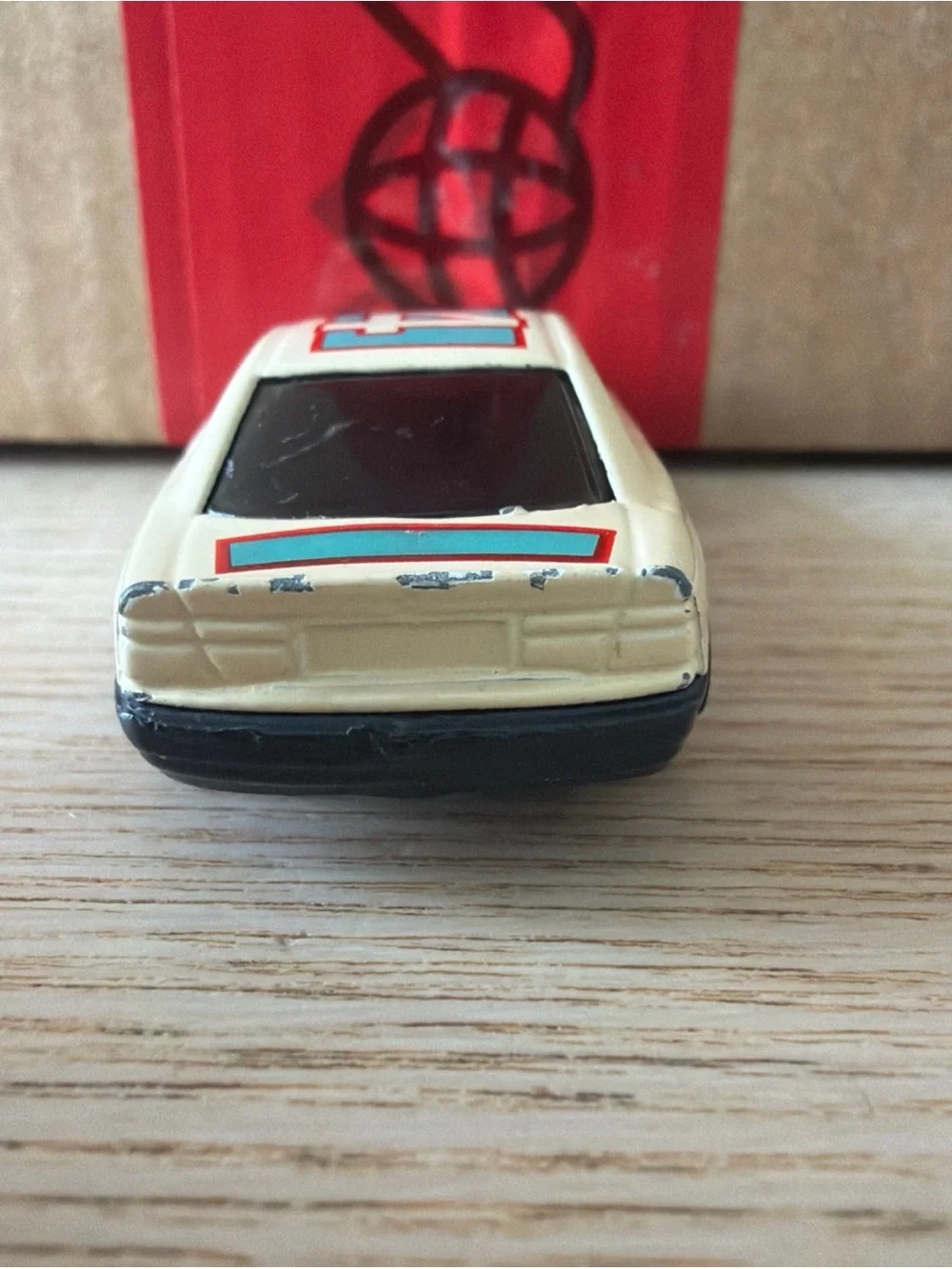 Vintage Yatming #804 Cream BMW 850i 1/64 Diecast/Plastic Sports Car M-Power